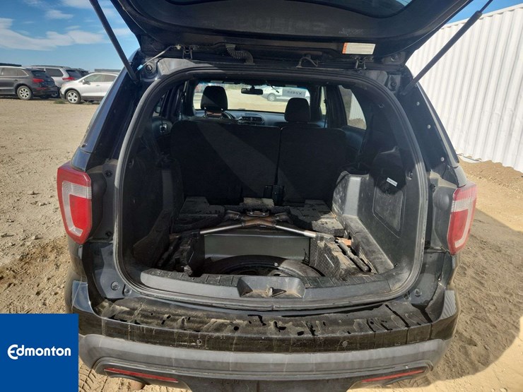 2016-ford-explorer-image-20