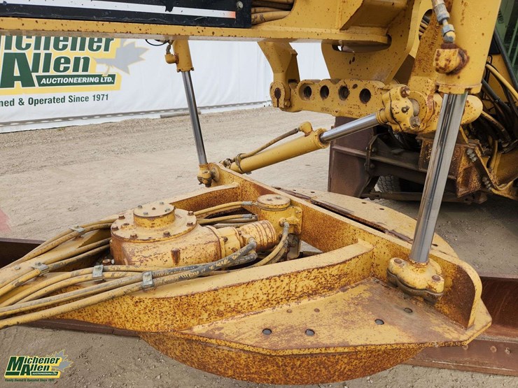 2007-caterpillar-140h-image-31