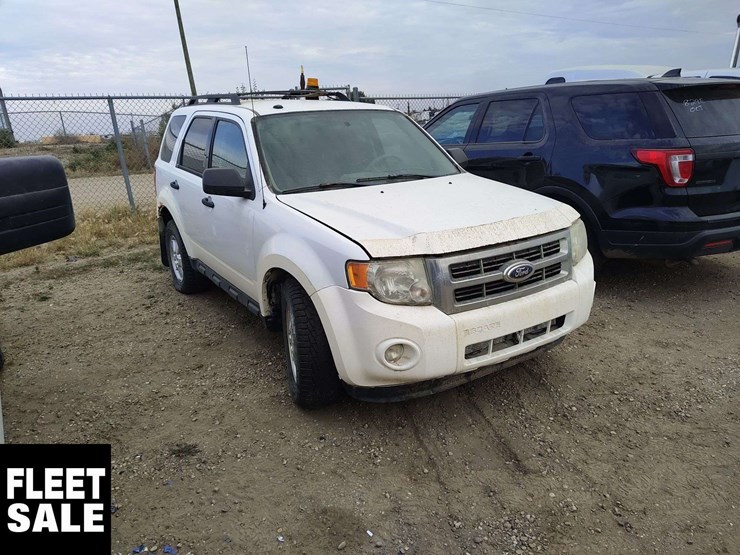 2012-ford-escape-image-2