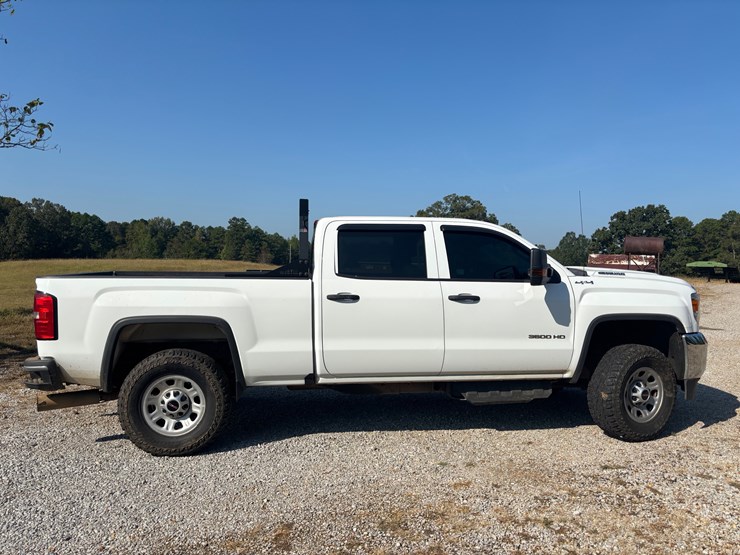 2019-gmc-sierra-3500hd-image-2