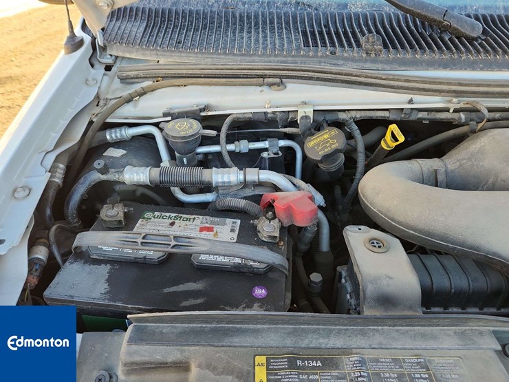 2012-ford-cargo-image-12