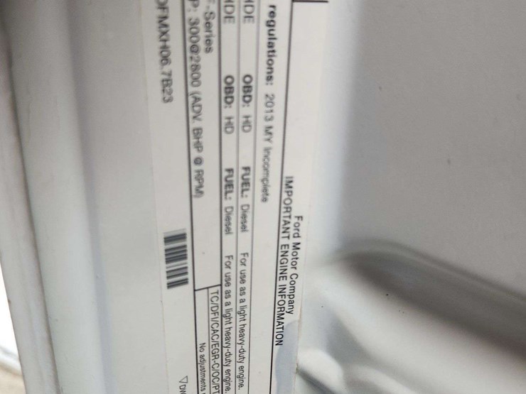 2013-ford-f550-image-18