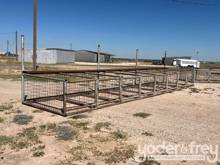 animal-pen-for-stock-show-4'-x-6'-(8-of)-image-1
