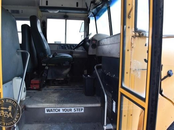 2003-ic-bus-3000ic-37998-image-16