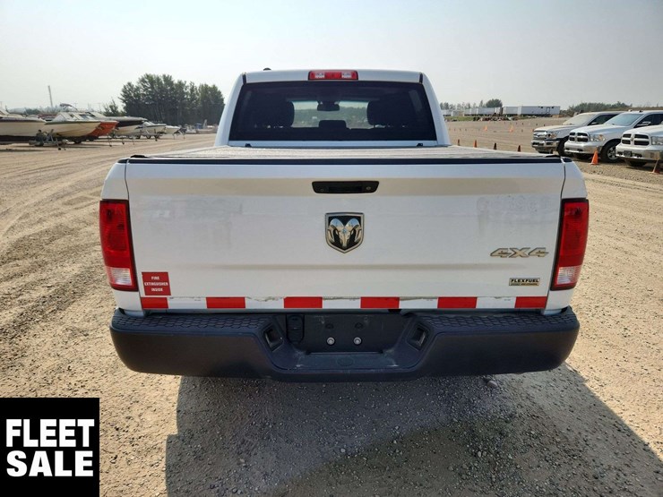 2016-ram-tradesman-image-17