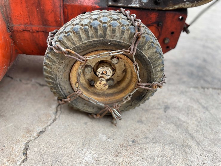 #3100-•-ariens-snowblower-(o3)-image-9