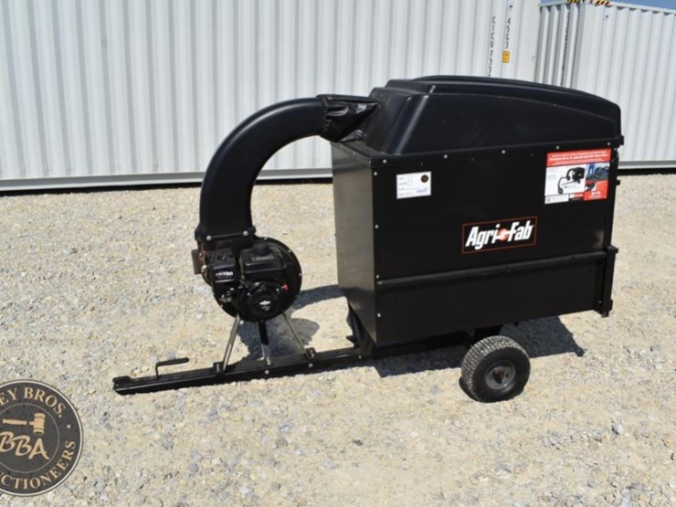 agri-fab-mow-n-vac-38053-image-1