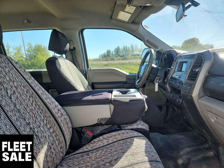2020-ford-f350-image-19