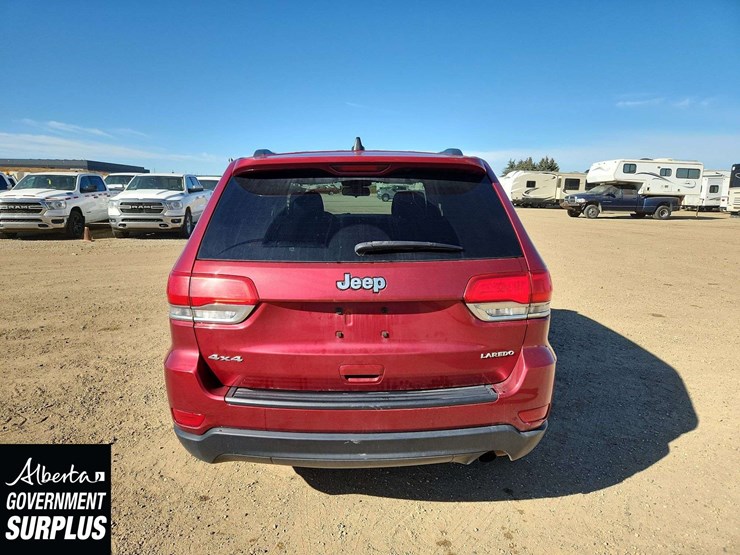 2014-jeep-grand-cherokee-image-19