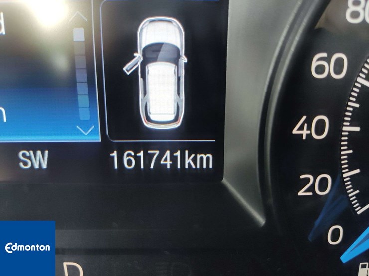 2018-ford-explorer-image-9