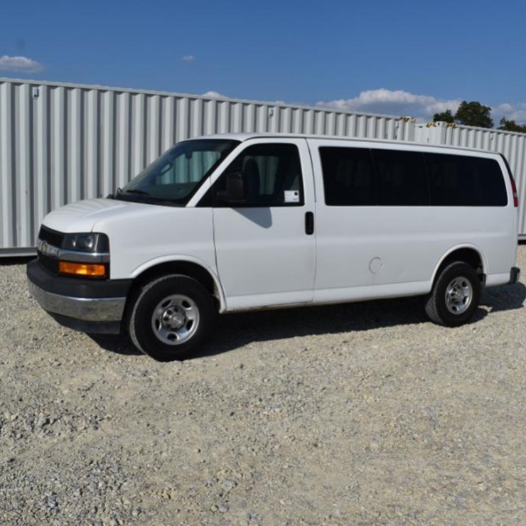 2019 CHEVROLET EXPRESS 2500