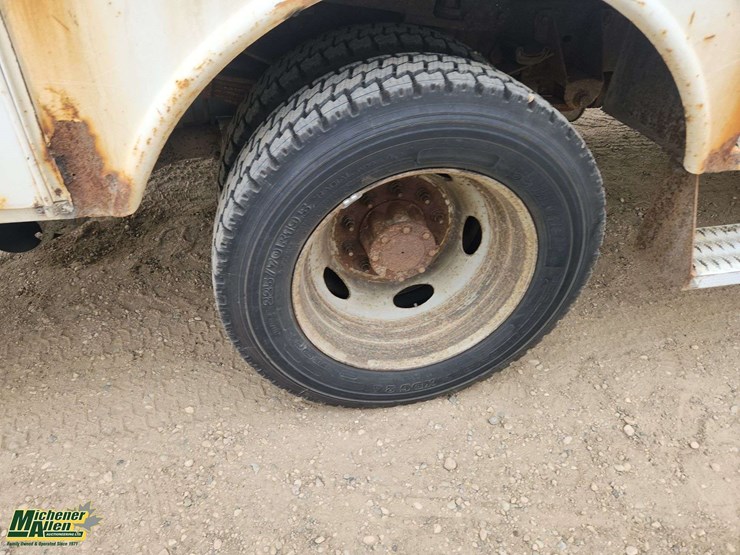 2008-ford-f550-image-37