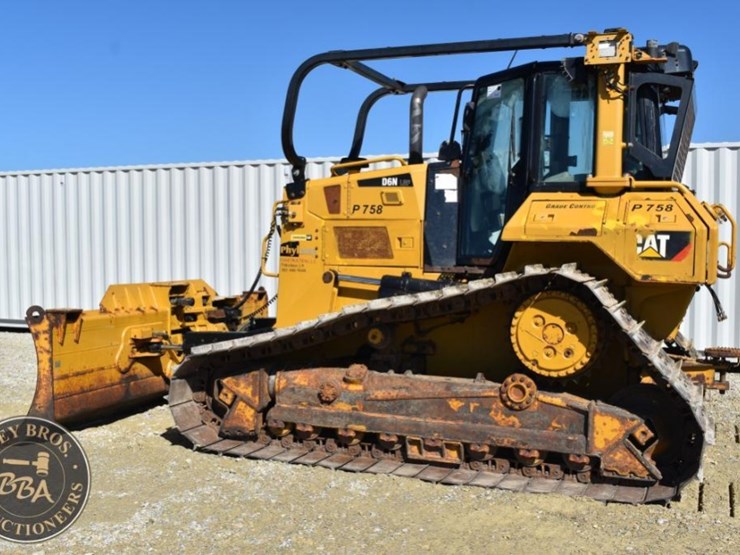2020-caterpillar-d6n-lgp-image-20