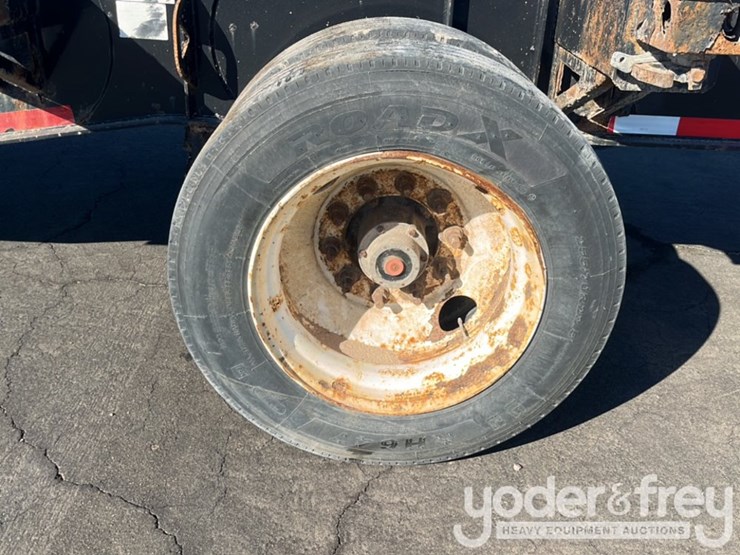 2018-king-kutter-spread-axle-chassis-trailer,-65,000lb-gvwr-image-7