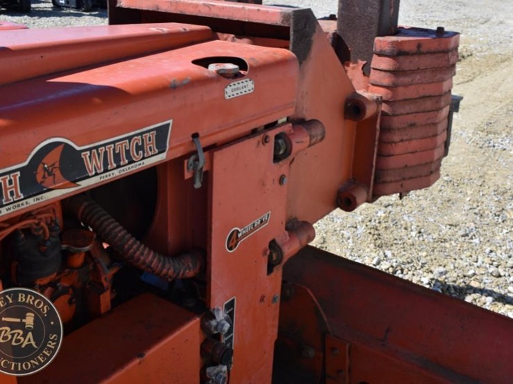 ditch-witch-r65-image-20