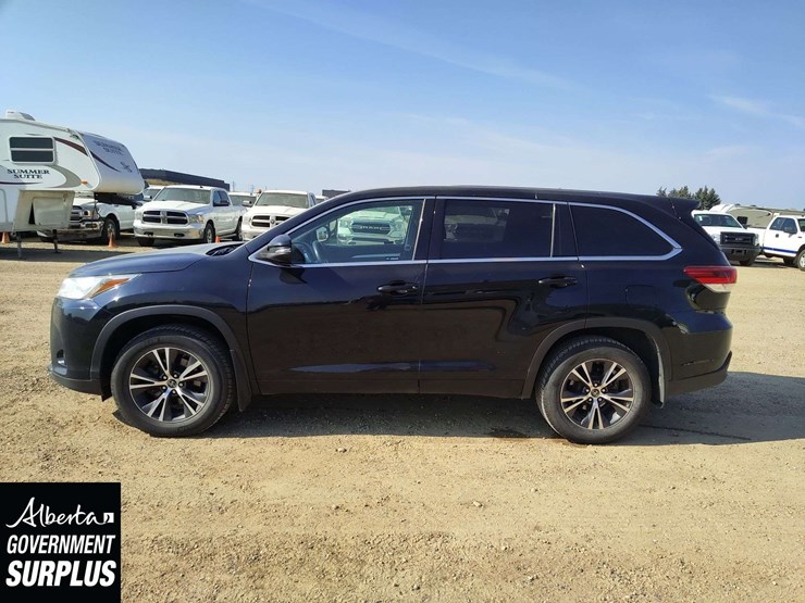 2018-toyota-highlander-image-25