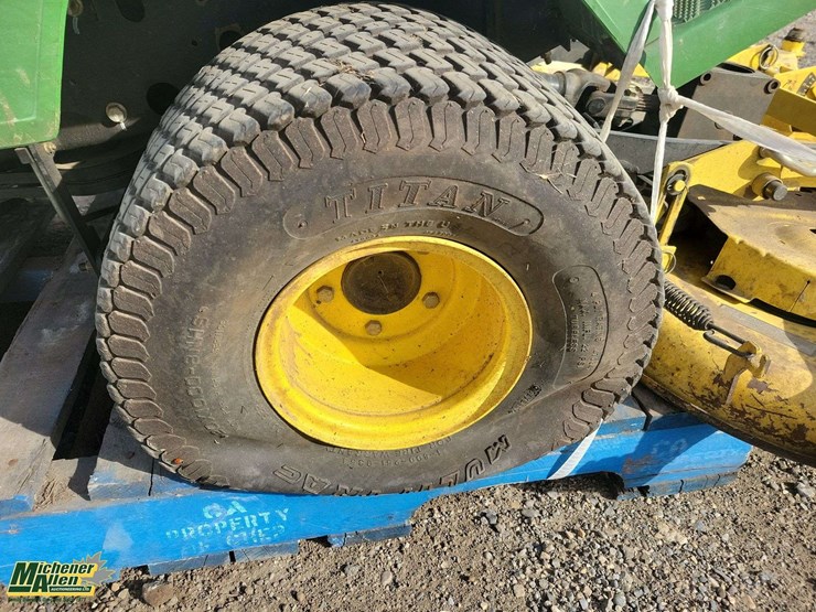 john-deere-f725-image-17