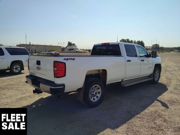 2018-chevrolet-silverado-3500hd-image-4