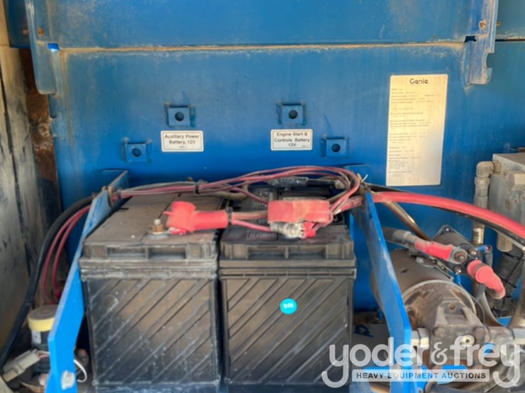 2012-genie-s85-image-25