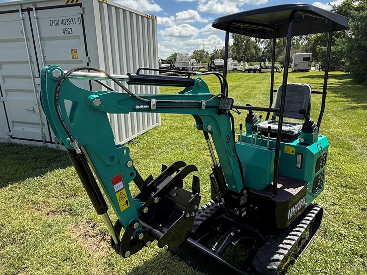 #611-•-2025-cfg-industrial-mh12rx-hydraulic-track-type-mini-excavator-image-11