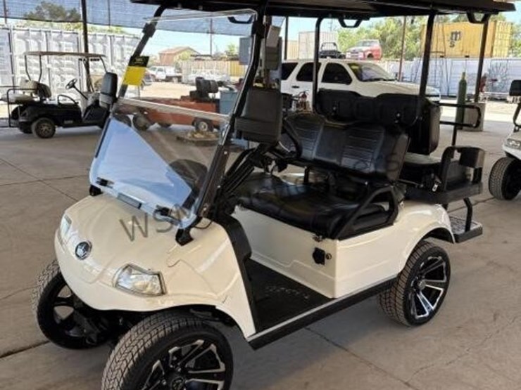 2022-hdk-golf-cart-image-4