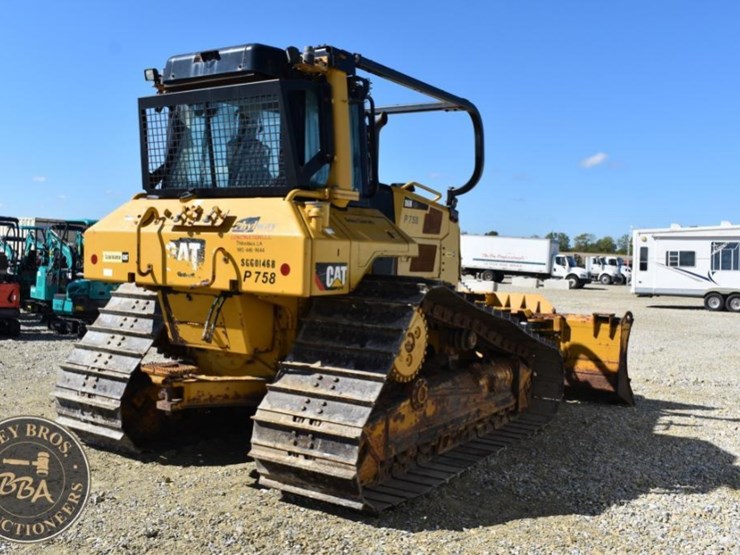 2020-caterpillar-d6n-lgp-image-28
