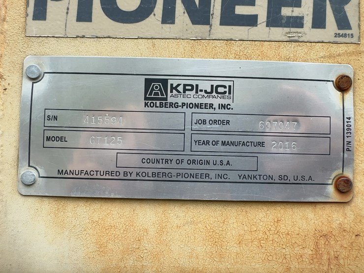 2016-caterpillar-c7-image-31