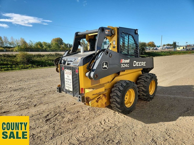 deere-324g-image-4