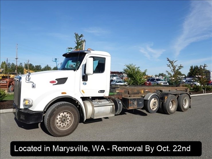 2015-peterbilt-567-image-1