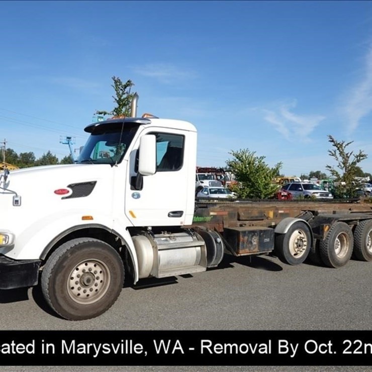 2015 PETERBILT 567
