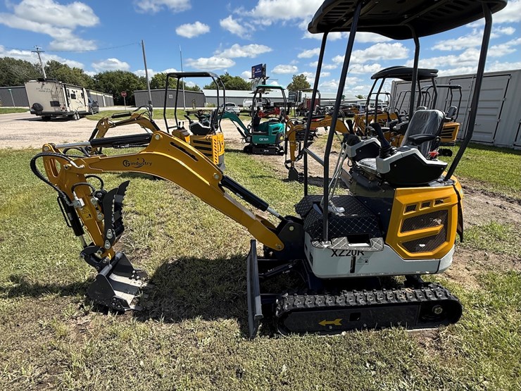 #609-•-2025-cfg-industrial-xz20r-hydraulic-track-type-mini-excavator-image-16
