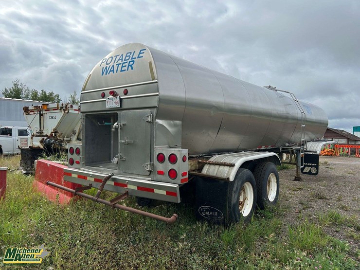 1975-certified-t.p.u.-t/a-water-tank-trailer-image-3