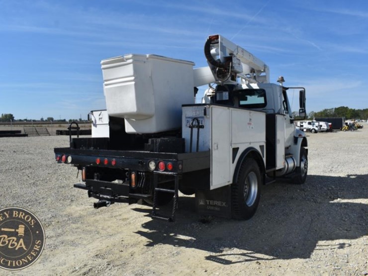 2012-international-durastar-4300-image-15