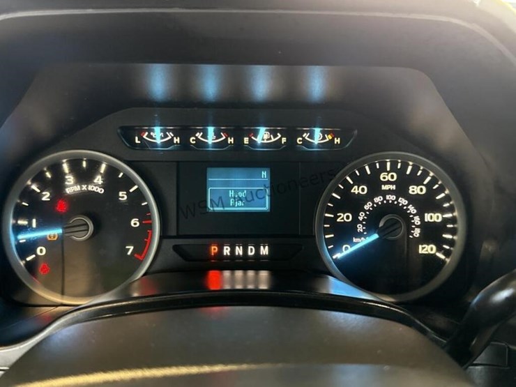 2018-ford-f150-image-17