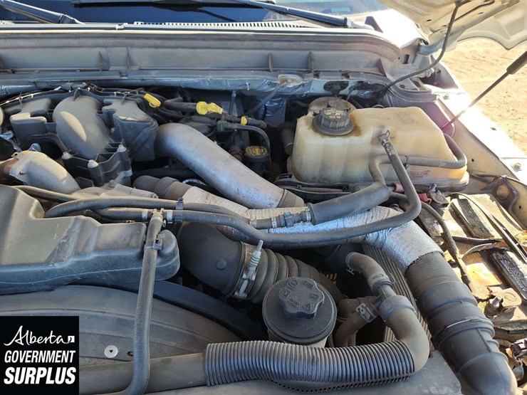 2011-ford-f350-image-28