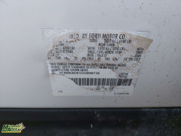 2016-ford-explorer-xlt-image-5