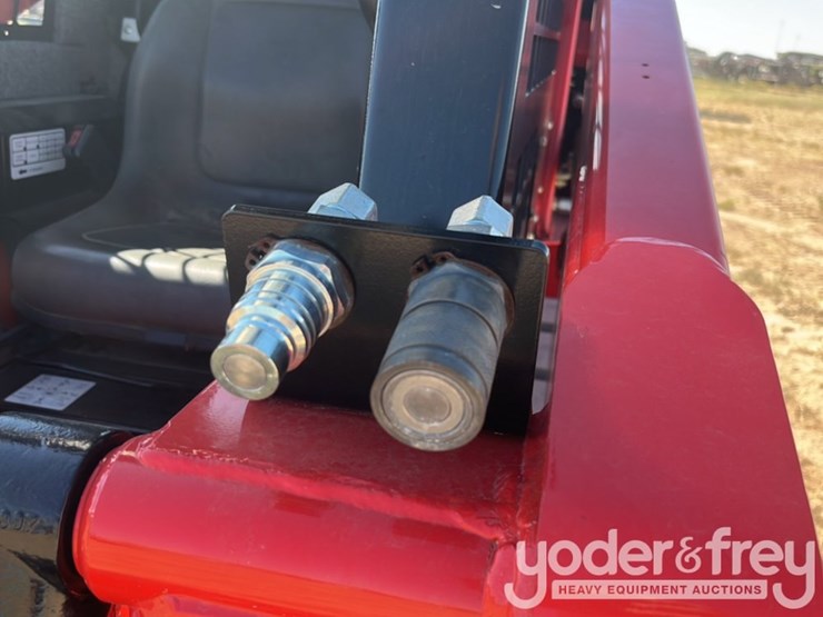2023-manitou-1050rt-image-30