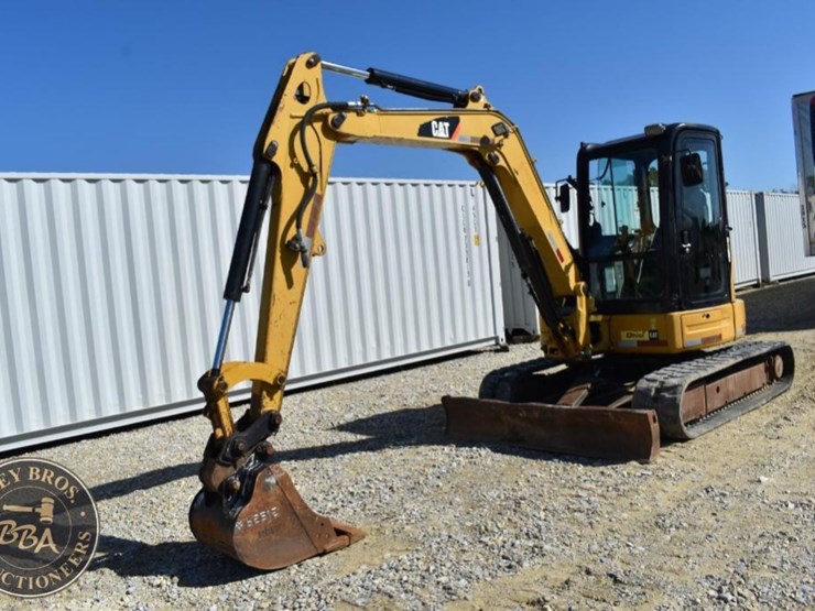 2013-caterpillar-305.5d-cr-image-20