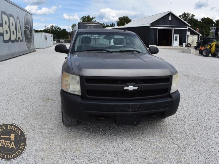 2009-chevrolet-silverado-1500-image-29