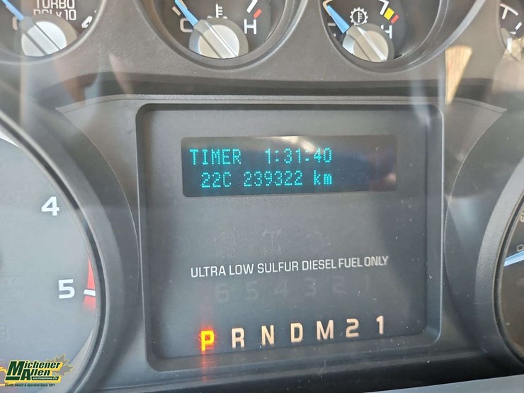 2011-ford-f550-image-9