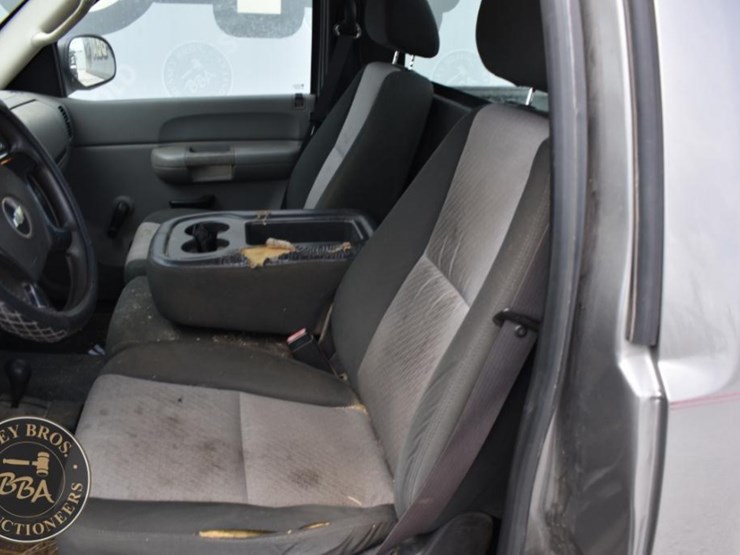 2009-chevrolet-silverado-1500-image-70