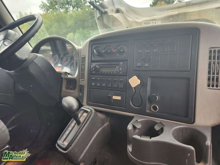 2012-international-durastar-4300-image-21