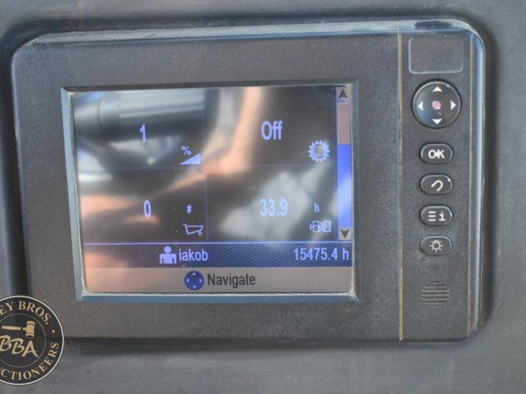 2011-caterpillar-740b-image-10