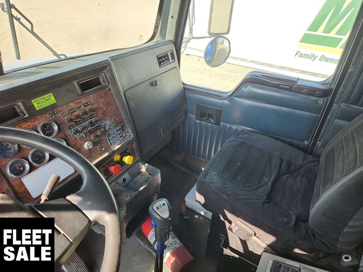 2000-kenworth-t800-image-20