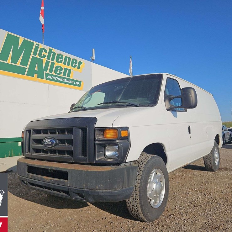 2012 FORD CARGO