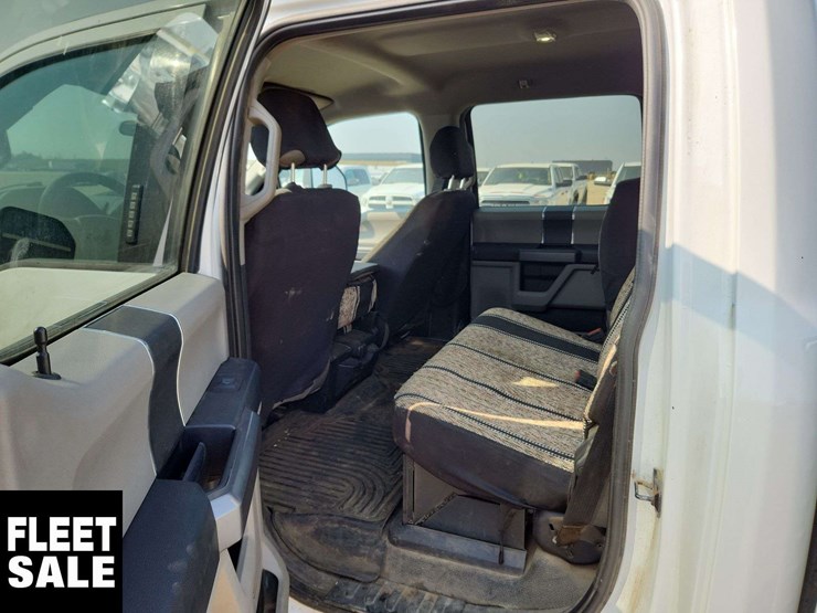 2021-ford-f250-image-14