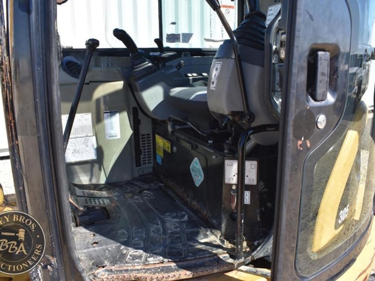 2013-caterpillar-305.5d-cr-image-62