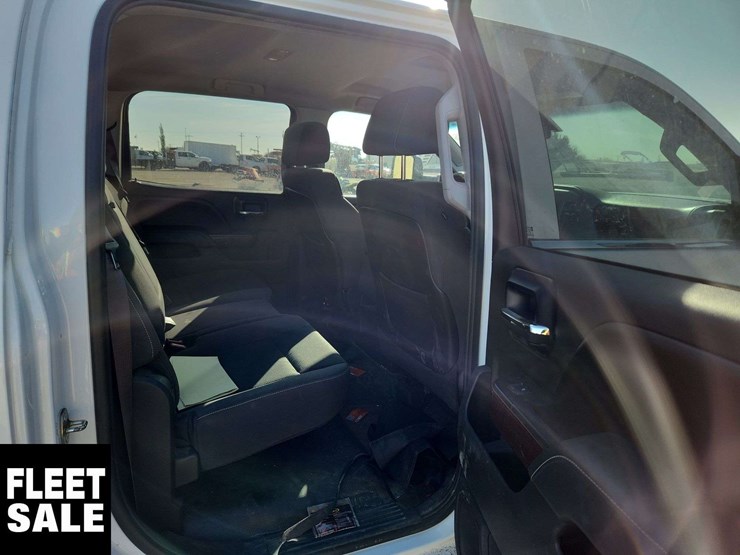 2015-gmc-sierra-2500hd-image-15