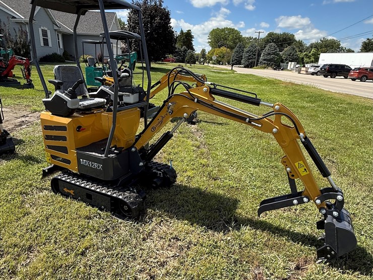 #608-•-2025-cfg-industrial-mx12rx-hydraulic-track-type-mini-excavator-image-1