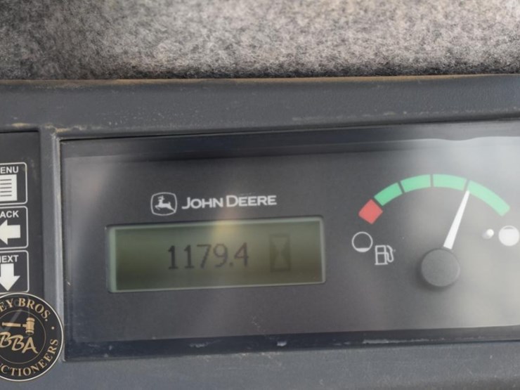 2021-deere-325g-image-8